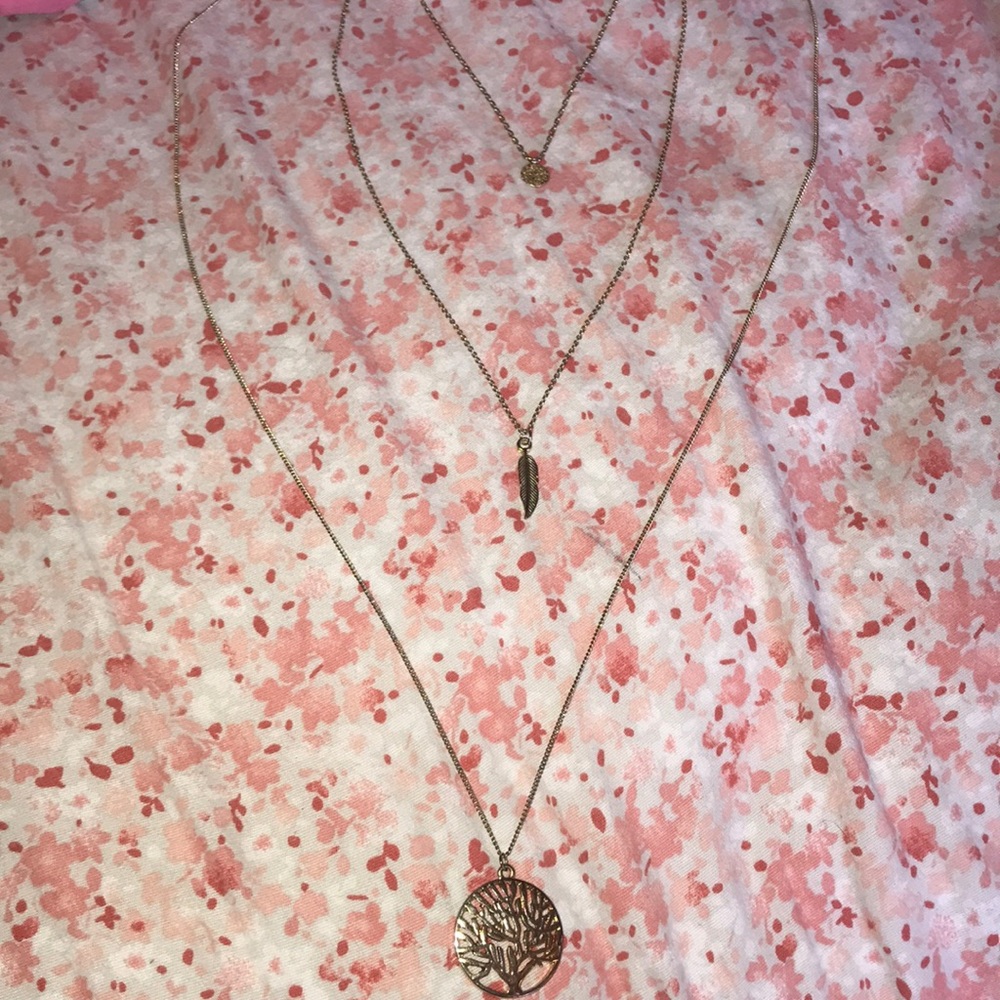 Triple layer necklace!